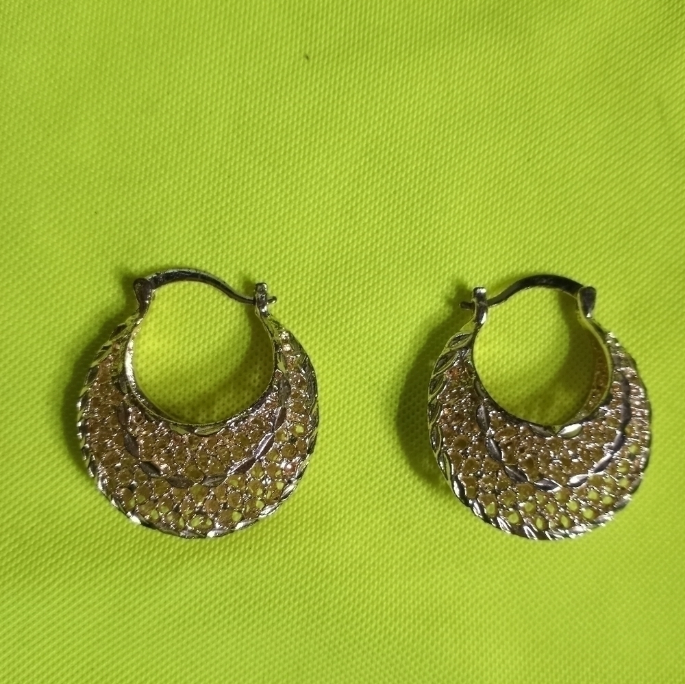 Goldtone basket Hoop filigree wire earrings